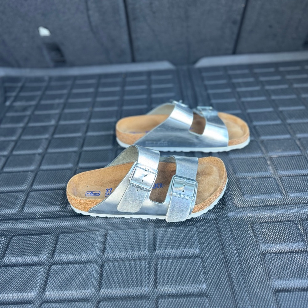 Birkenstock Arizona Metallic Silver Sandals